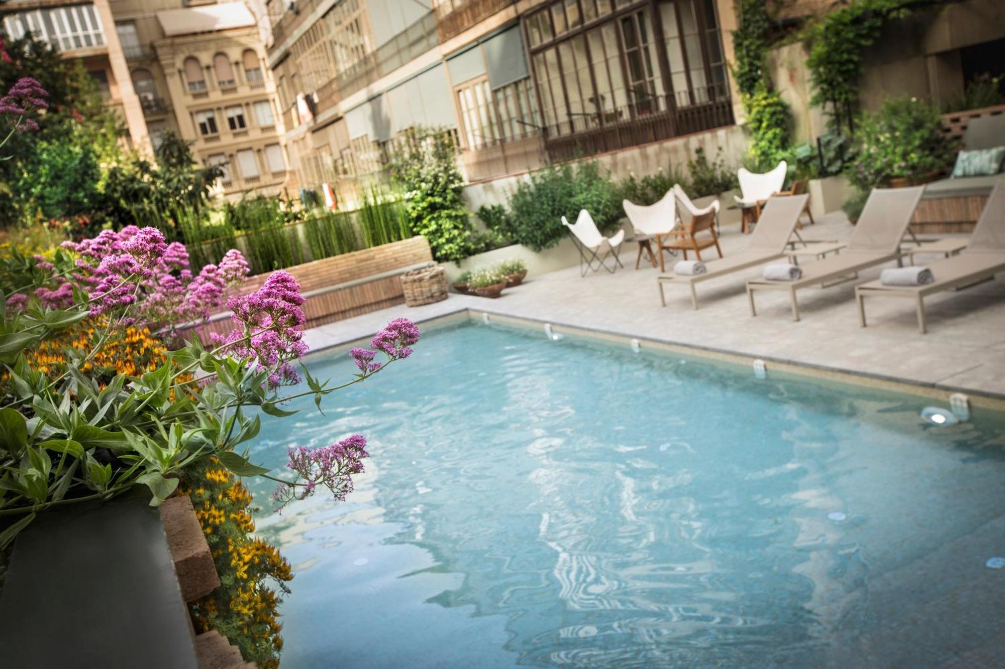Alexandra Barcelona Hotel, Curio Collection By Hilton Εξωτερικό φωτογραφία